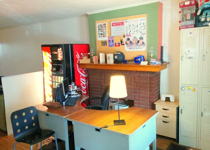 The Wayfaring Buckeye Guest house 2*