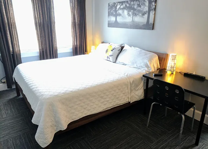 Guest house The Wayfaring Buckeye Columbus