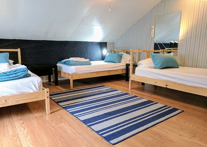 The Wayfaring Buckeye Guest house