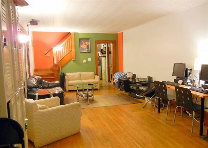 The Wayfaring Buckeye Guest house Columbus